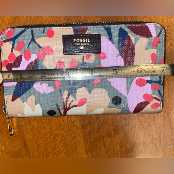 Fossil Wallet - Picture 5 of 5